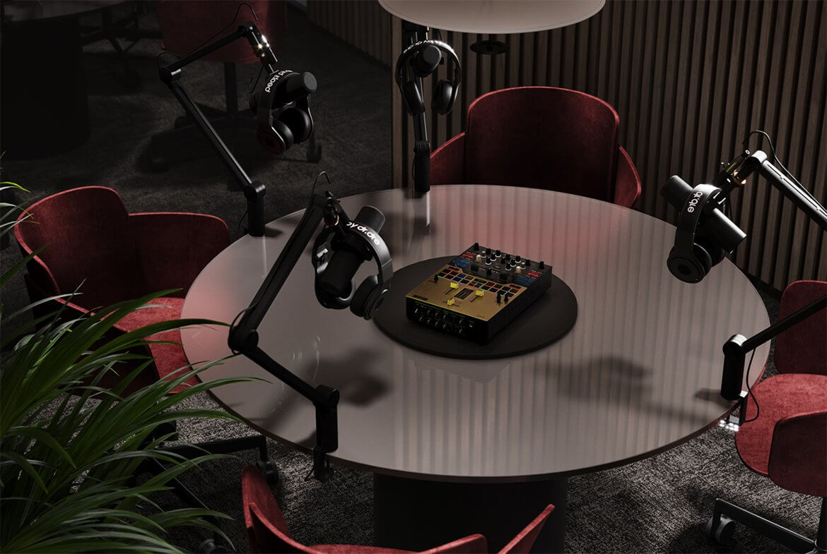 LSQ 2 Podcast studio (1)